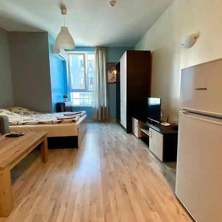 The Little Cozy Studio In The Heart Of Students Town Apartment